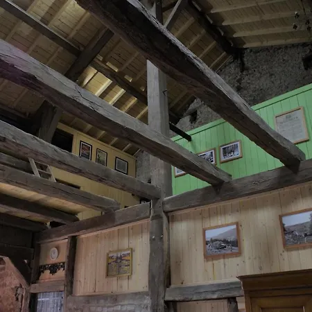 D'hotes Du Ruisseau D'argent Отель типа 