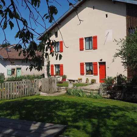 D'hotes Du Ruisseau D'argent Bed & Breakfast