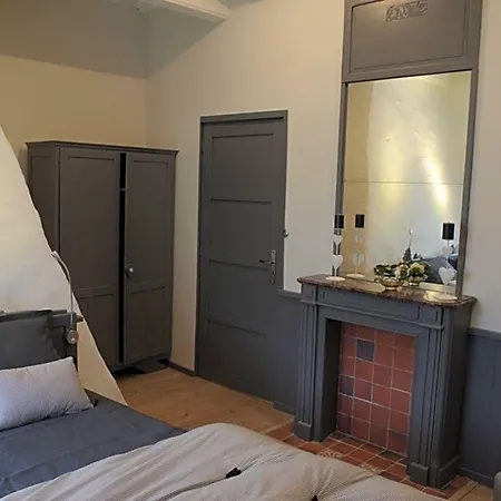 ベッド・アンド・ブレックファスト D'hotes Du Ruisseau D'argent Archettes